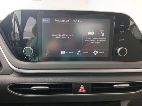 Used 2023 Hyundai Sonata SE w/ Cargo Package image 21