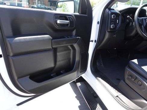 Used 2024 GMC Sierra 1500 Pro w/ Graphite Edition AWD/4WD image 16