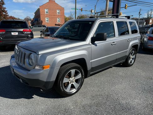 Used 2017 Jeep Patriot High Altitude image 9