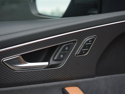 Used 2025 Audi RS Q8 performance AWD/4WD image 14
