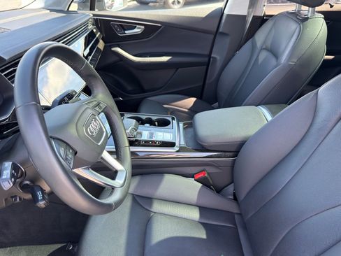 Used 2023 Audi Q7 3.0T Prestige w/ Prestige Package image 9