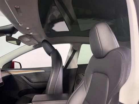 Used 2023 Tesla Model Y AWD image 22