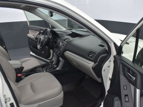 Used 2015 Subaru Forester 2.5i Touring image 18