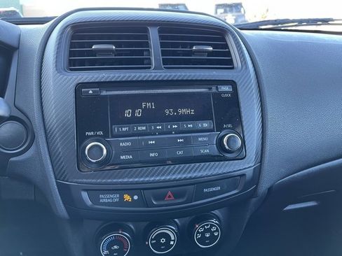 Used 2016 Mitsubishi Outlander Sport ES image 38