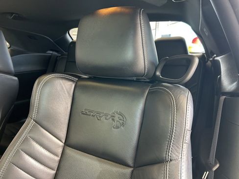 Used 2019 Dodge Challenger SRT Hellcat Redeye image 28