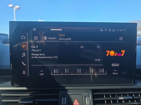 Used 2023 Audi Q5 e Premium Plus w/ Premium Plus Package image 39