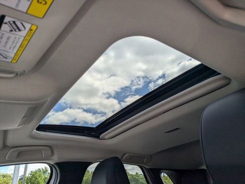 Certified 2025 MAZDA CX-30 AWD 2.5 S w/ Preferred Package image 24