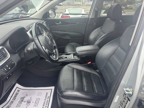 Used 2019 Kia Sorento EX AWD/4WD image 14