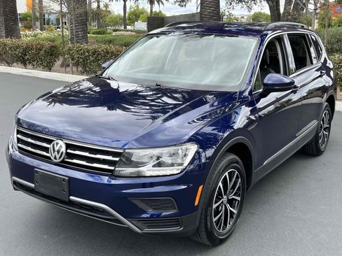 Used 2021 Volkswagen Tiguan SE FWD image 28