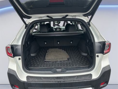Used 2024 Subaru Outback Limited image 18
