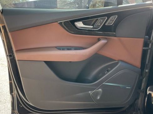 Used 2019 Audi Q7 3.0T Premium Plus w/ Premium Plus Package image 14