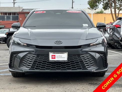Used 2025 Toyota Camry SE w/ Multimedia Upgrade Package image 9