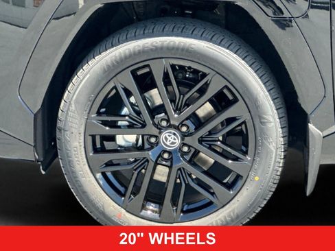 New 2026 Toyota RAV4 XSE AWD/4WD image 32