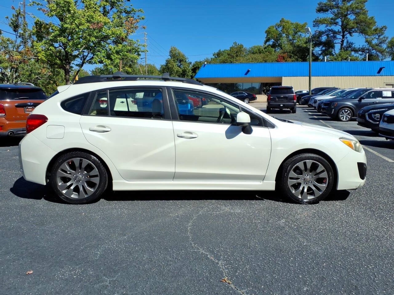 Used 2014 Subaru Impreza 2.0i Sport Limited w/ Popular Package #1 AWD/4WD image 2