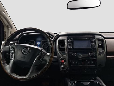 Used 2016 Nissan Titan Platinum Reserve AWD/4WD image 22