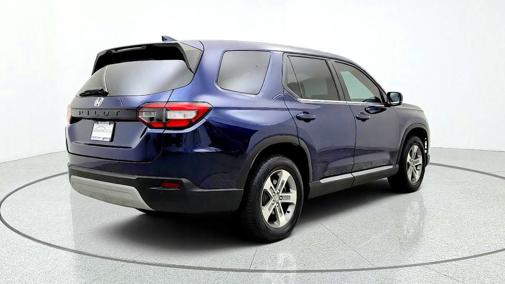 Used 2024 Honda Pilot EX-L image 5