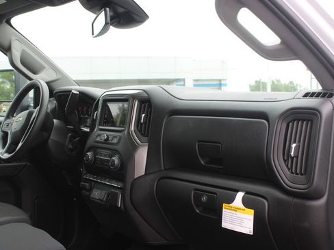 New 2026 Chevrolet Silverado 2500 Custom w/ Custom Value Package AWD/4WD image 30