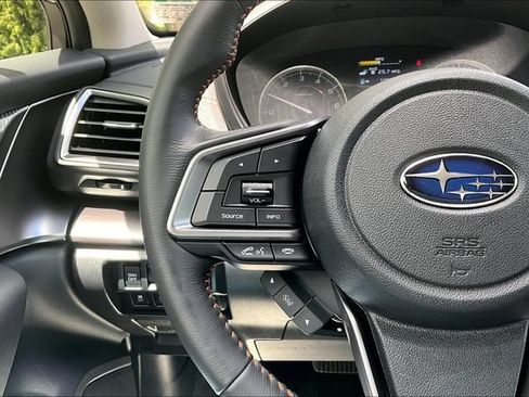 Used 2022 Subaru Crosstrek 2.5i Limited w/ Moonroof Package 2 AWD/4WD image 13