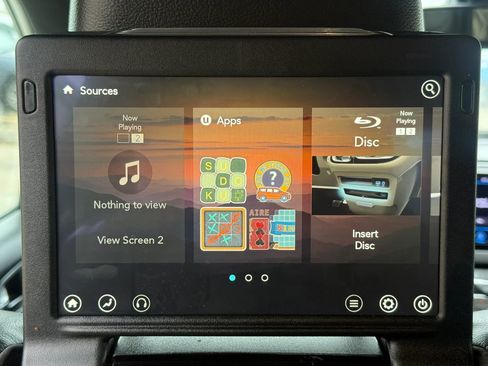 Used 2020 Chrysler Pacifica Touring-L Plus w/ S Appearance Package FWD image 25