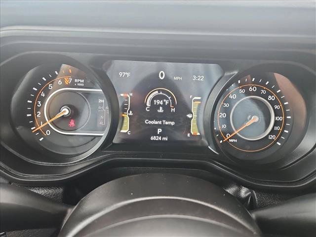Used 2025 Jeep Gladiator Mojave AWD/4WD image 10