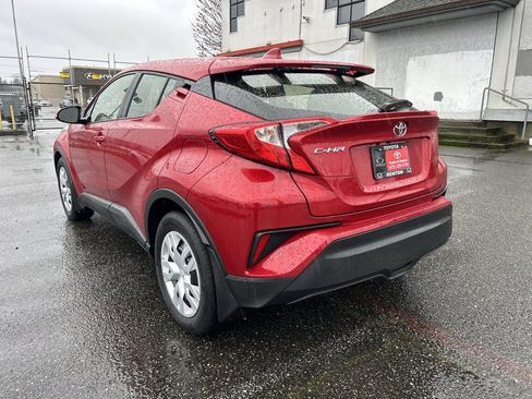 Certified 2020 Toyota C-HR LE image 7