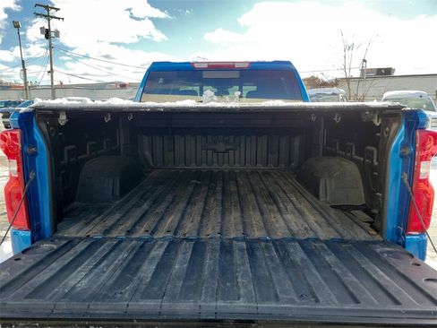 Used 2022 Chevrolet Silverado 1500 RST w/ RST All Star Premium Package image 8