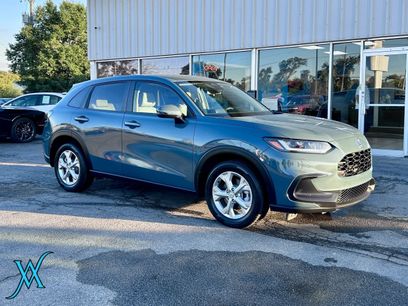 Used 2025 Honda HR-V LX