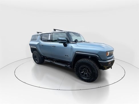 Used 2024 GMC Hummer EV 3X w/ Omega Edition image 2