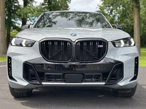 Used 2024 BMW X5 M60i AWD/4WD image 2
