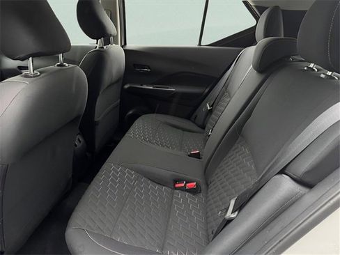 Used 2021 Nissan Kicks SV image 11