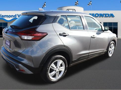 Used 2024 Nissan Kicks S image 7