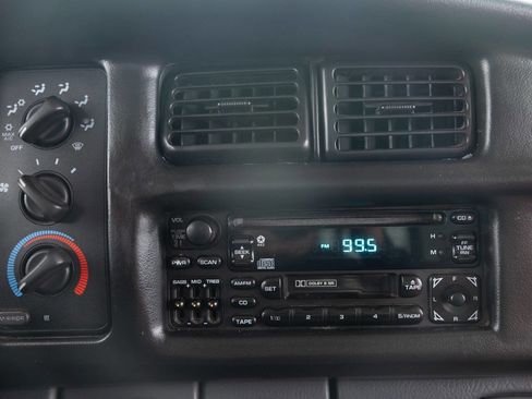 Used 2000 Dodge Ram 2500 Truck 4x4 Quad Cab image 36