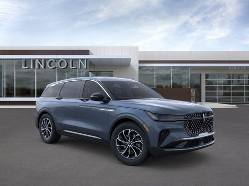 New 2026 Lincoln Nautilus Premier w/ Equipment Group 102A AWD/4WD image 7