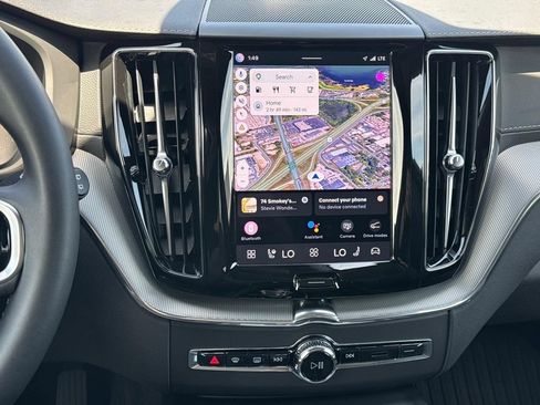 Certified 2023 Volvo XC60 B6 Ultimate w/ Climate Package AWD/4WD image 13