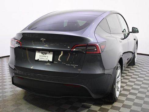 Used 2022 Tesla Model Y Long Range image 6