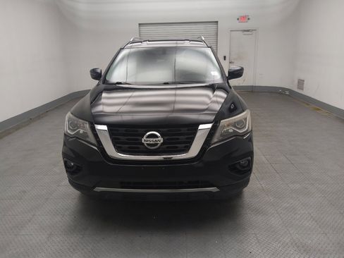 Used 2020 Nissan Pathfinder SV AWD/4WD image 15