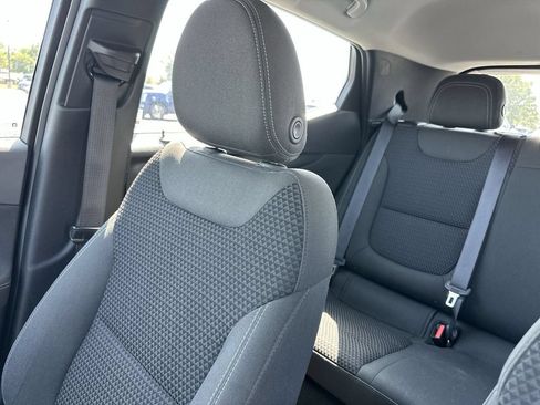 Used 2023 Chevrolet Bolt EUV LT w/ Driver Confidence Package FWD image 12