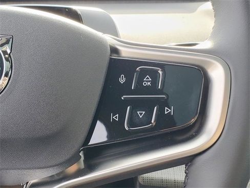 New 2026 Volvo EX30 Plus w/ Protection Package Premier image 16