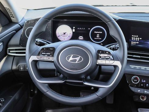 New 2026 Hyundai Elantra Limited image 19