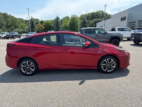 Used 2019 Toyota Prius Limited FWD image 12