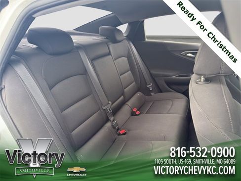 Used 2018 Chevrolet Malibu LT w/ Driver Confidence Package image 18
