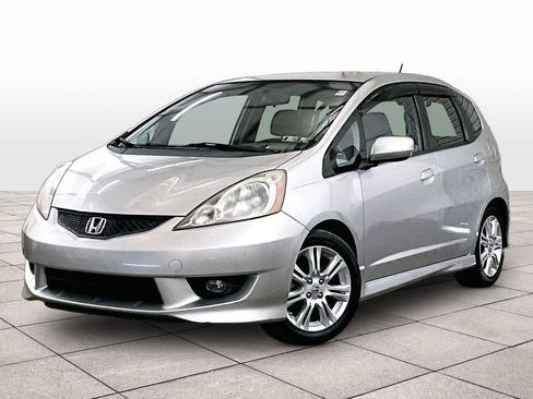 Used 2011 Honda Fit Sport image 2