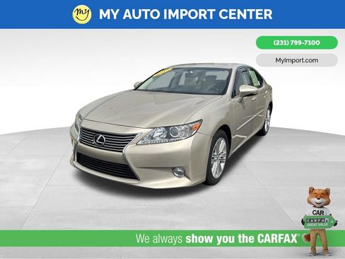 Used 2015 Lexus ES 350 w/ Premium Package FWD image 3