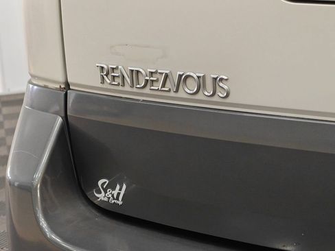 Used 2005 Buick Rendezvous CX image 24