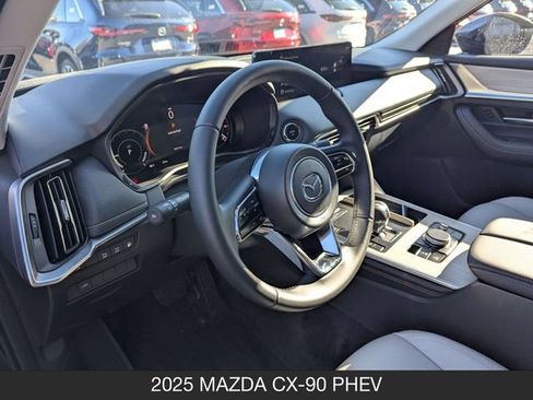 Used 2025 MAZDA CX-90 Plug-In Hybrid w/ Preferred AWD/4WD image 8