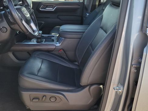 Used 2023 GMC Sierra 1500 SLT w/ SLT Convenience Package AWD/4WD image 6