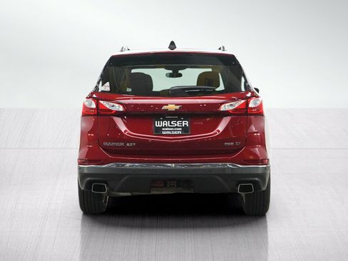 Used 2018 Chevrolet Equinox LT w/ Sun & Infotainment Package AWD/4WD image 4