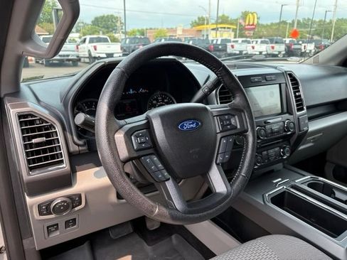 Used 2016 Ford F150 XLT w/ Equipment Group 302A Luxury AWD/4WD image 19