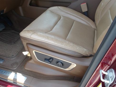 Used 2020 RAM 1500 Limited AWD/4WD image 12