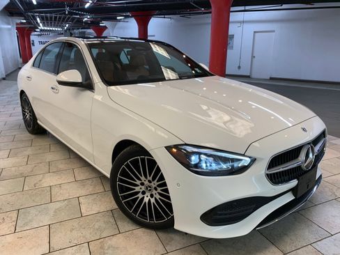 Used 2022 Mercedes-Benz C 300 4MATIC Sedan w/ Exclusive Trim Package image 3